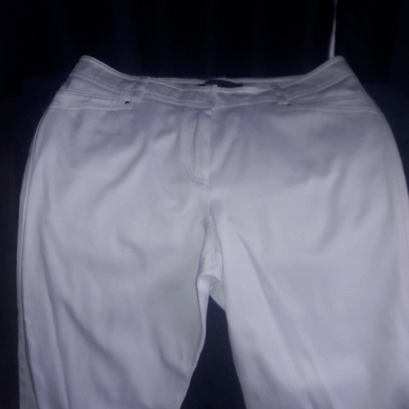 White Capris - Picture 2 of 4